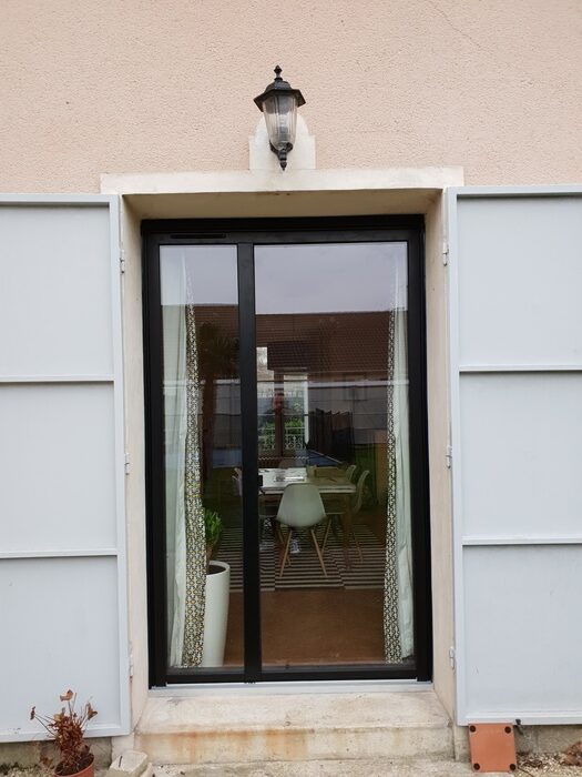 porte-coulissante-terrasse-dclic-fenetres.jpg